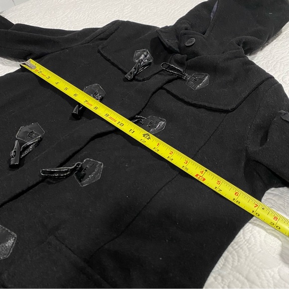 Wool blend winter coat toggle button and zip up closure - Picture 2 of 10